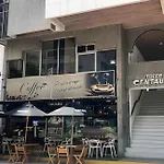 Bello apartamento con acceso directo a la playa