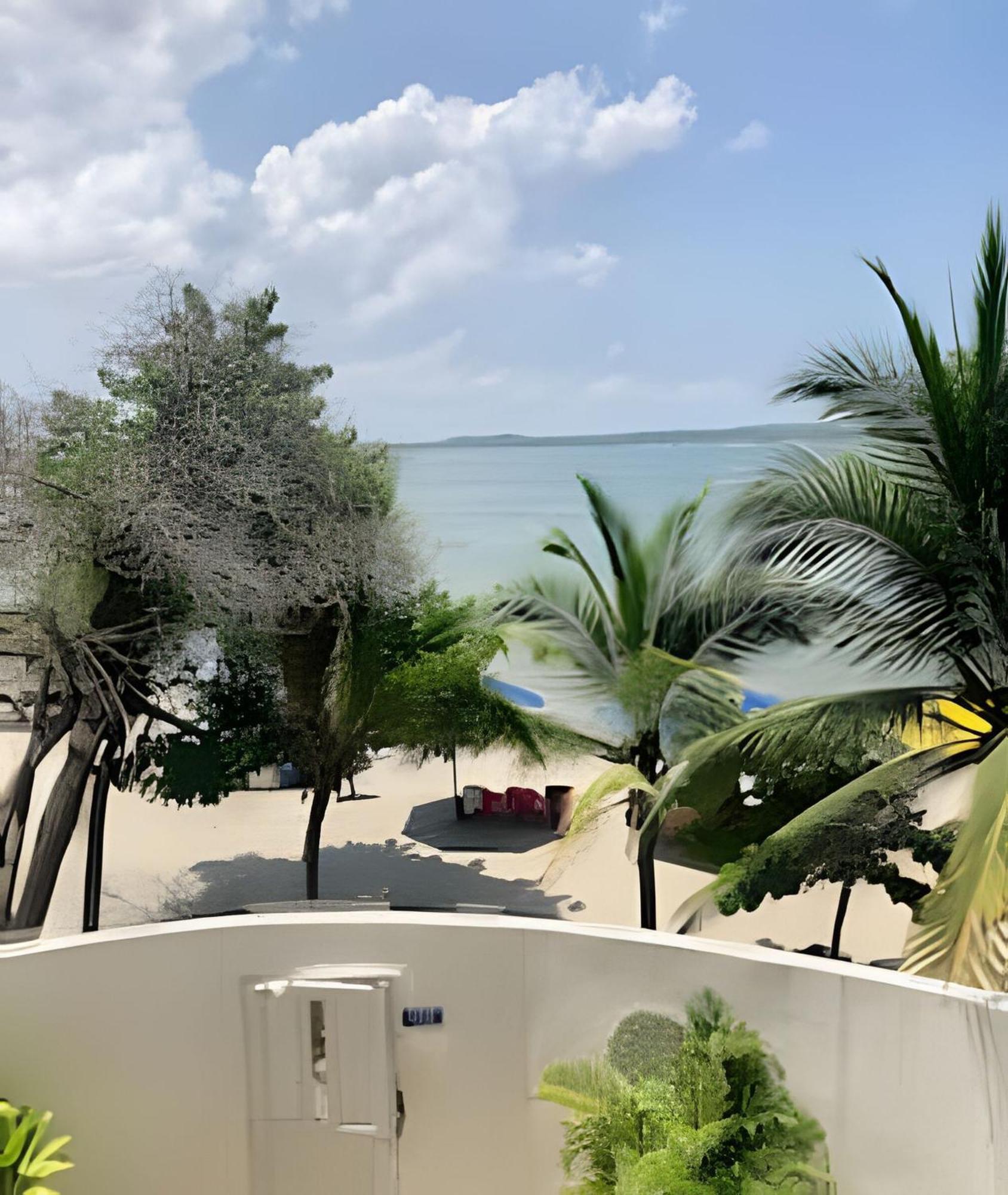 Apartamento Con Acceso Directo A La Playa Cartagena